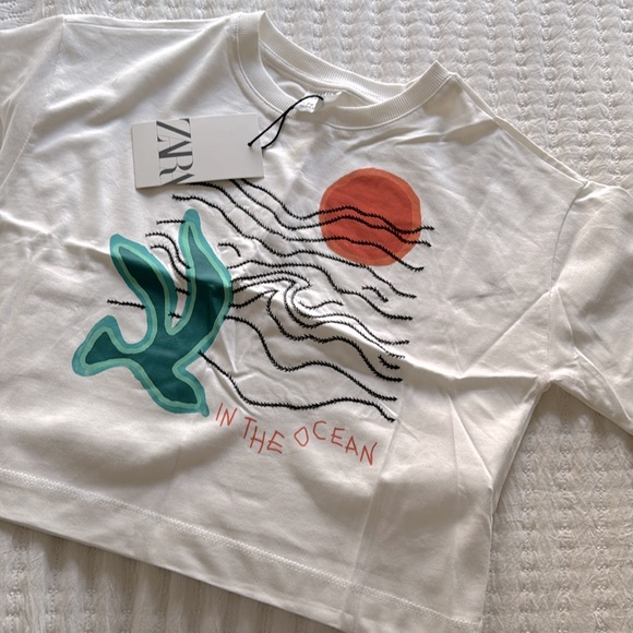 NWT ZARA KIDS T SHIRT WHITW SIZE 8-9 yes. No stains anywhere. - Picture 3 of 3